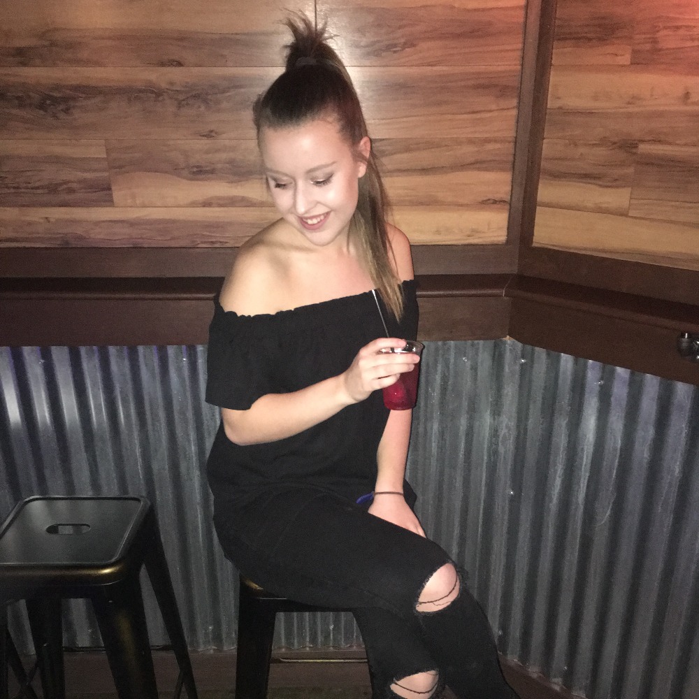 Meet your Posher, Amy